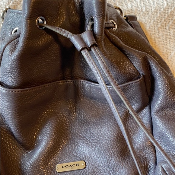 Beautiful cinch Coach purse! - Picture 7 of 11